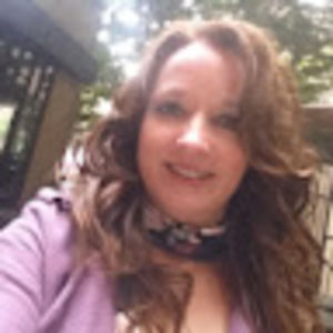 Meet your Posher, Laurie